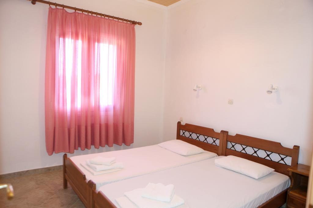 Splantza Apartments Ammoudia Exterior photo